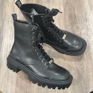 Steve Madden Combat Work boots - size 9